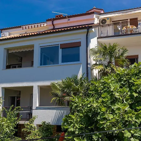Mediterranes Nur 150 Meter Zum Mit Meerblick, Grillbereich, Privatparkplatz, Wifi Lejlighed *