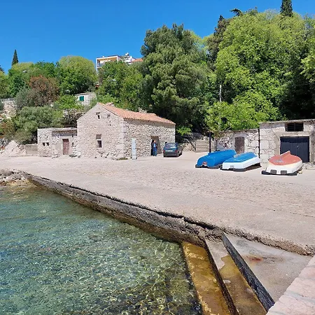 Mediterranes Nur 150 Meter Zum Mit Meerblick, Grillbereich, Privatparkplatz, Wifi Lejlighed *