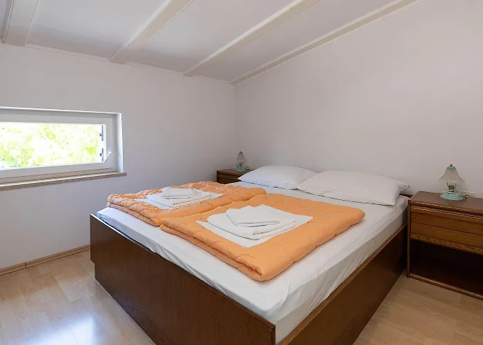Mediterranes Nur 150 Meter Zum Mit Meerblick, Grillbereich, Privatparkplatz, Wifi * קריקווניצה