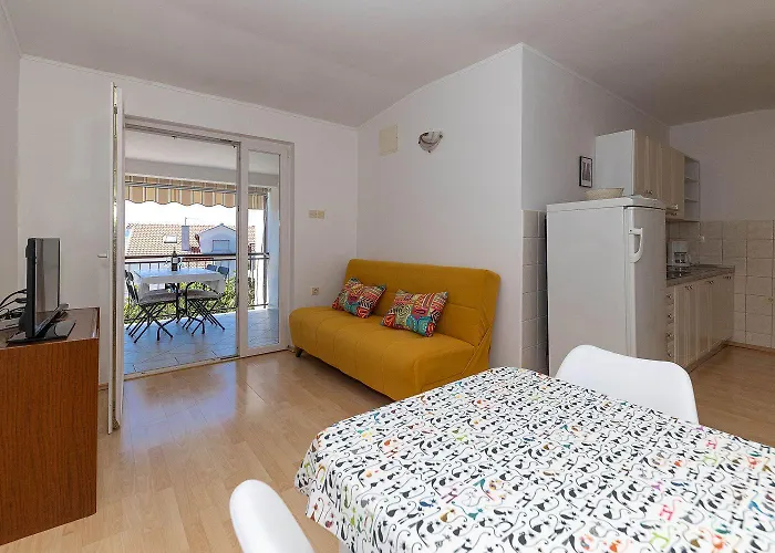 דירה Mediterranes Nur 150 Meter Zum Mit Meerblick, Grillbereich, Privatparkplatz, Wifi *