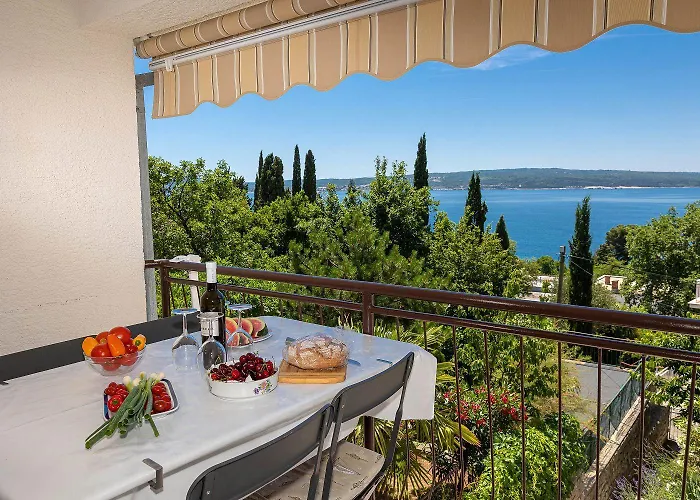 Mediterranes Nur 150 Meter Zum Mit Meerblick, Grillbereich, Privatparkplatz, Wifi